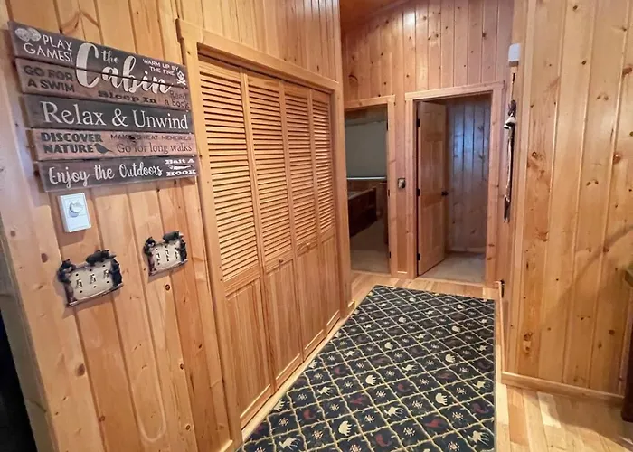 2 Bed 2 Bath Barndominium Unit B Holiday home